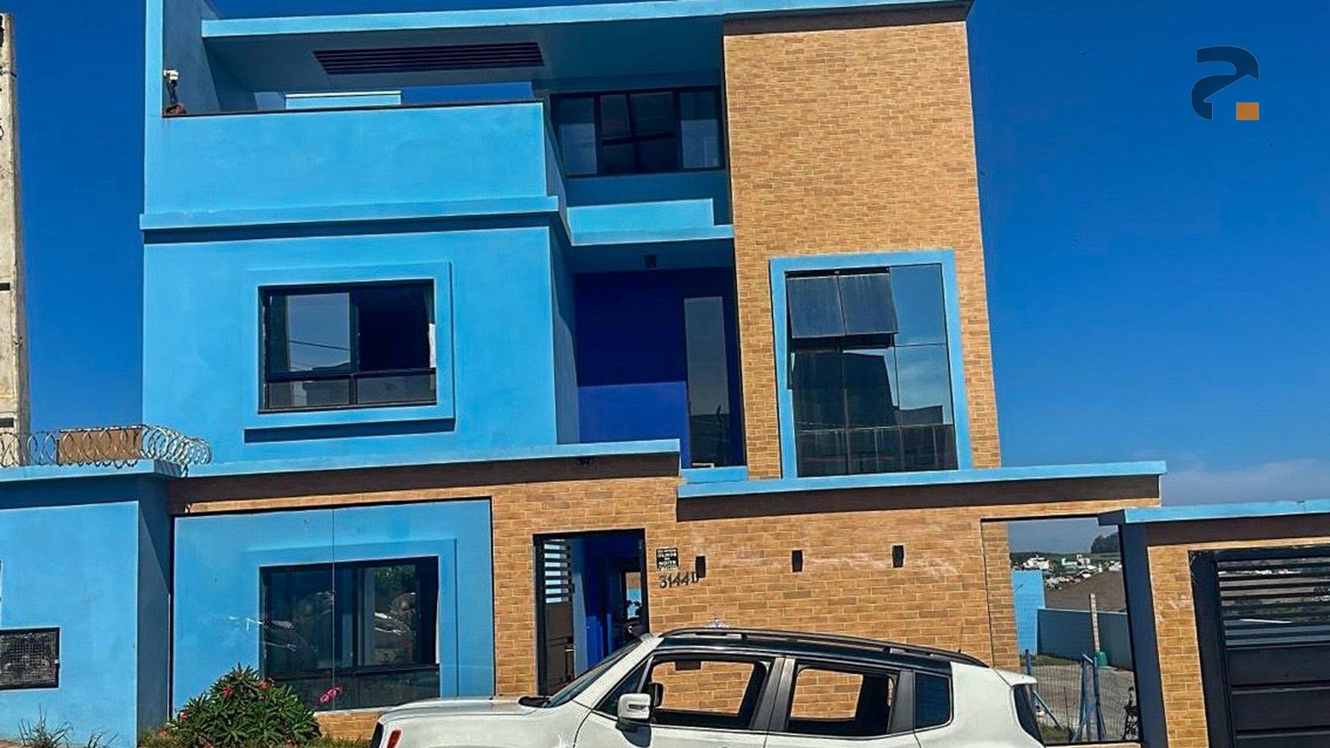 Casa à venda com 4 dormitórios, 1 banheiro, 4 vagas de garagens e 274m² de área privativa no bairro Paraíso